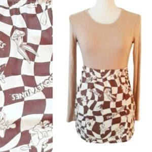 Looney Tunes Graphic Mini Skirt - Brown + Forever 21 Fitted Tan Top Size Small